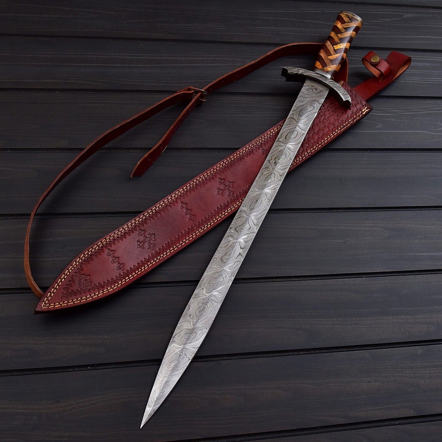 Handmade Damascus Steel Celtic Style Sword – 28 Decorative Collectible with Leather Sheath